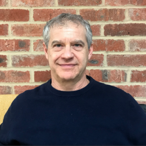 Dr Eduardo Szaniecki