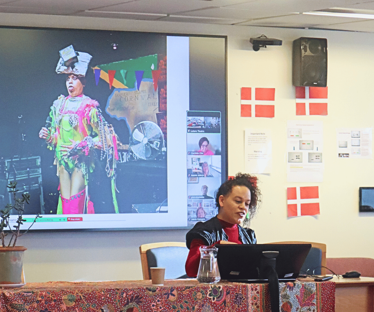 Presentation by Quilla Constance